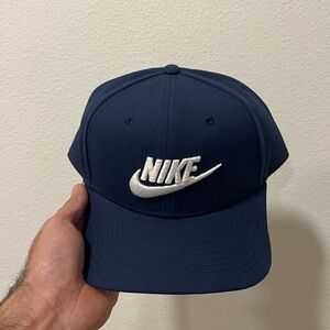 Nike Men Hat